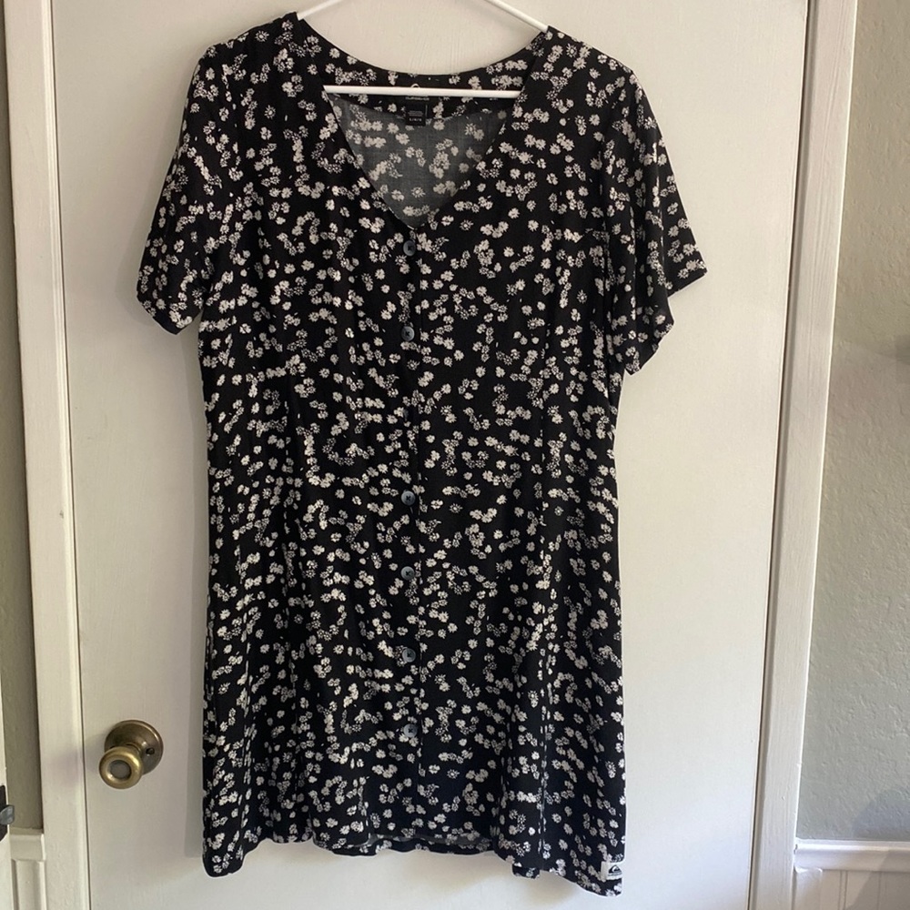 Quicksilver Short Sleeve Dress
